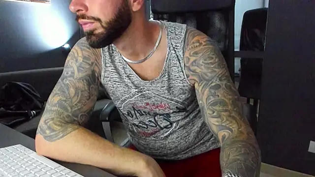 AronGrant online show from November 7, 2025, 10:42 am