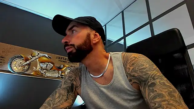 AronGrant online show from November 20, 2025, 9:54 am