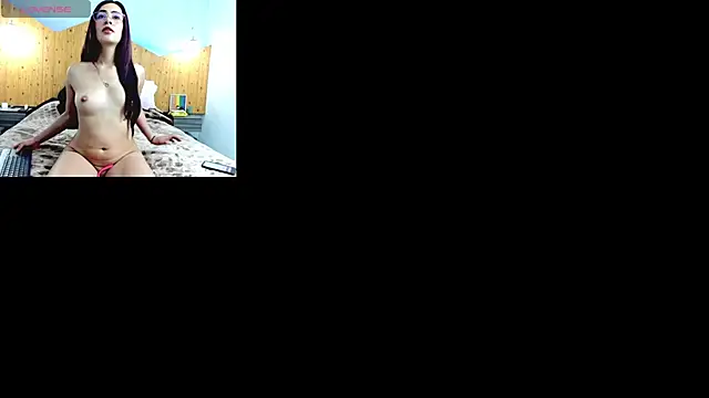 Snapshot of kate_evans1 chatting on February 11, 2025, 2:46 pm kate evans1 online show from February 11, 2025, 2:46 pm
