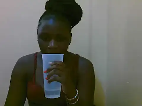 Snapshot of baby-jenaya chatting on December 12, 2024, 9:08 am baby-jenaya online show from December 12, 2024, 9:08 am