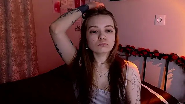 Snapshot of doll_lol_ chatting on March 29, 2026, 5:25 pm doll lol online show from March 29, 2026, 5:25 pm