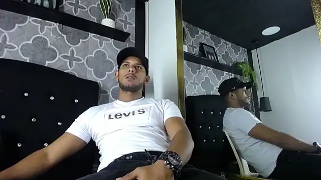 Chris Dick23 online show from July 19, 2026, 4:21 am