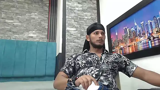 Snapshot of Chris_Dick23 chatting on November 23, 2025, 6:23 am Chris Dick23 online show from November 23, 2025, 6:23 am