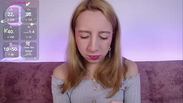 Miiaa doll online show from November 18, 2025, 12:04 am