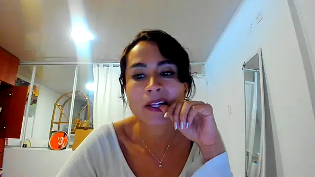 Snapshot of reme_ark23 chatting on October 29, 2025, 4:00 am reme ark23 online show from October 29, 2025, 4:00 am