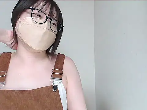 Snapshot of _NOA-chan_ chatting on August 1, 2026, 3:10 pm NOA-chan online show from August 1, 2026, 3:10 pm