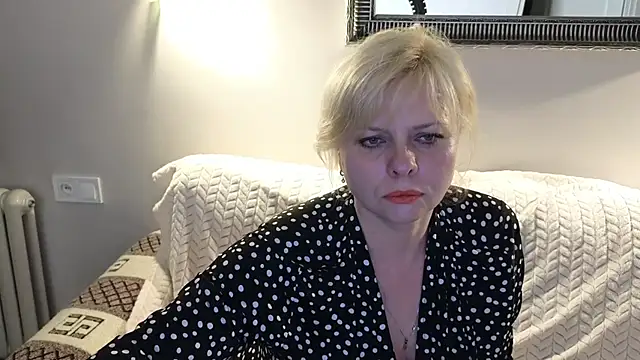 Snapshot of Gray_swann chatting on March 4, 2025, 8:16 pm Gray swann online show from March 4, 2025, 8:16 pm