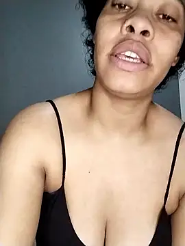 Su Duarte 1 online show from October 12, 2025, 10:33 pm