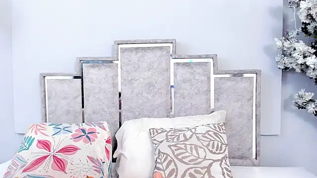 Snapshot of GabyyJones chatting on March 21, 2025, 11:44 am GabyyJones online show from March 21, 2025, 11:44 am