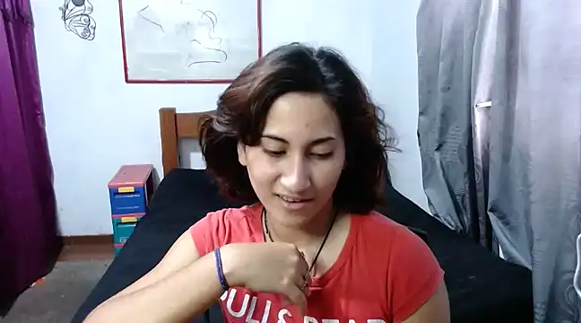 LadyMilk003 online show from February 8, 2025, 6:11 pm