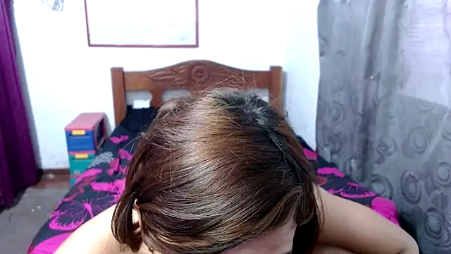 LadyMilk003 online show from September 27, 2025, 4:35 pm