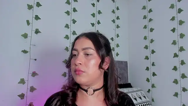 Snapshot of Miaa_Garcia chatting on July 24, 2026, 10:28 pm Miaa Garcia online show from July 24, 2026, 10:28 pm