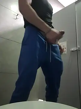 sevvvvsevvvv1 online show from February 6, 2026, 12:45 pm