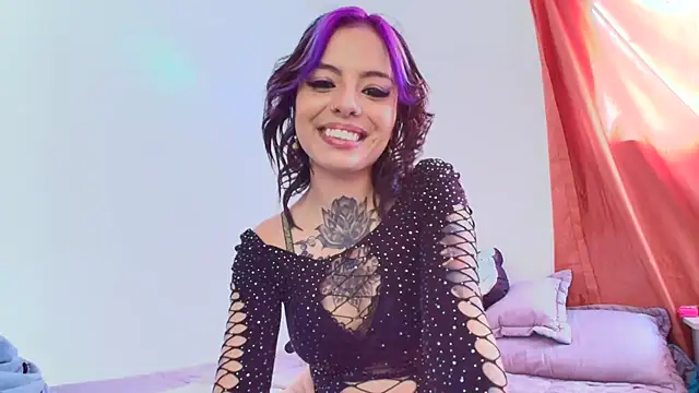 Snapshot of Alicia_Ortiiz chatting on January 14, 2025, 9:09 pm Alicia Ortiiz online show from January 14, 2025, 9:09 pm