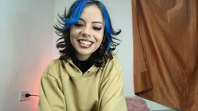 Snapshot of Alicia_Ortiiz chatting on March 15, 2025, 2:03 am Alicia Ortiiz online show from March 15, 2025, 2:03 am