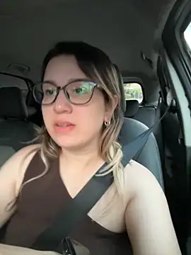 Snapshot of amooraaamoon chatting on November 13, 2025, 12:42 pm amooraaamoon online show from November 13, 2025, 12:42 pm