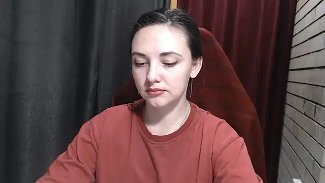 Snapshot of StacyMind chatting on April 7, 2026, 6:21 pm StacyMind online show from April 7, 2026, 6:21 pm