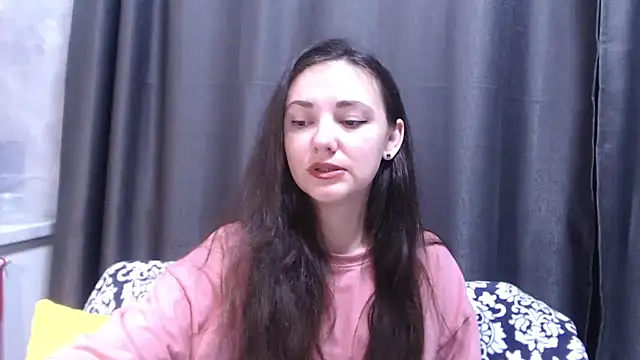 Snapshot of StacyMind chatting on October 5, 2025, 8:21 pm StacyMind online show from October 5, 2025, 8:21 pm