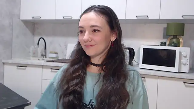 Snapshot of StacyMind chatting on February 11, 2025, 7:05 pm StacyMind online show from February 11, 2025, 7:05 pm