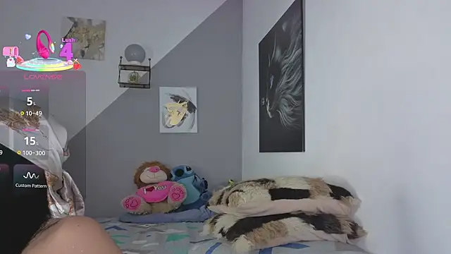 Snapshot of charlotte_002 chatting on September 19, 2025, 3:21 am charlotte 002 online show from September 19, 2025, 3:21 am