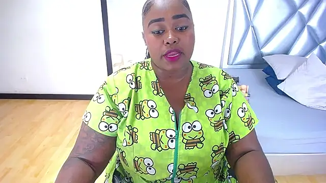 Snapshot of exotic_karmella chatting on December 4, 2025, 9:36 pm exotic karmella online show from December 4, 2025, 9:36 pm