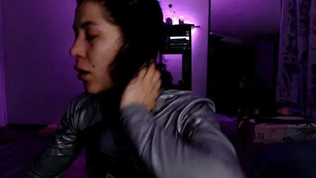 Hellen dumont online show from February 13, 2026, 11:38 pm