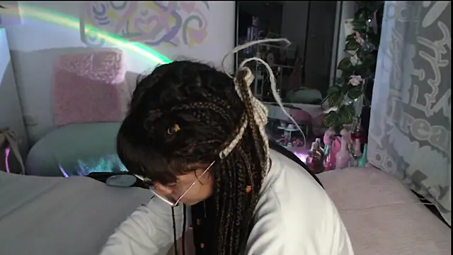 Hellen dumont online show from July 2, 2026, 11:11 pm