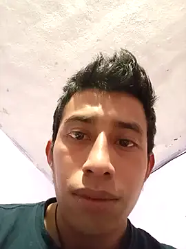 Flaquito pitudo online show from November 17, 2025, 1:20 am