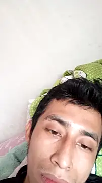 Flaquito pitudo online show from November 22, 2025, 6:18 pm