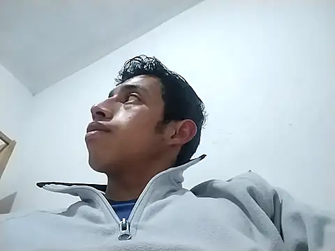 Flaquito pitudo online show from January 13, 2025, 6:38 am