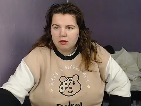 Snapshot of so_shy chatting on October 7, 2025, 6:47 am so shy online show from October 7, 2025, 6:47 am