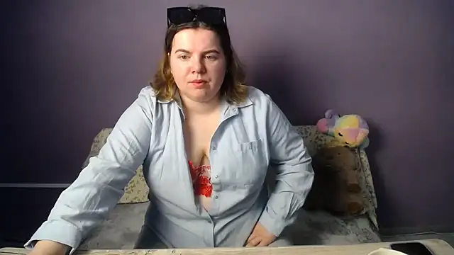 Snapshot of so_shy chatting on June 5, 2026, 6:18 am so shy online show from June 5, 2026, 6:18 am