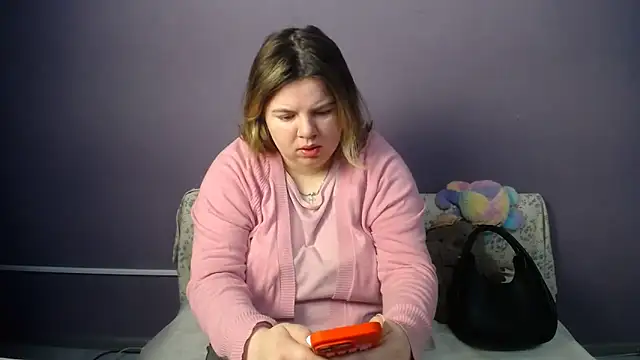 Snapshot of so_shy chatting on May 13, 2026, 6:31 am so shy online show from May 13, 2026, 6:31 am
