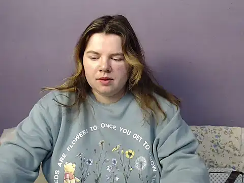 Snapshot of so_shy chatting on November 16, 2025, 7:13 am so shy online show from November 16, 2025, 7:13 am