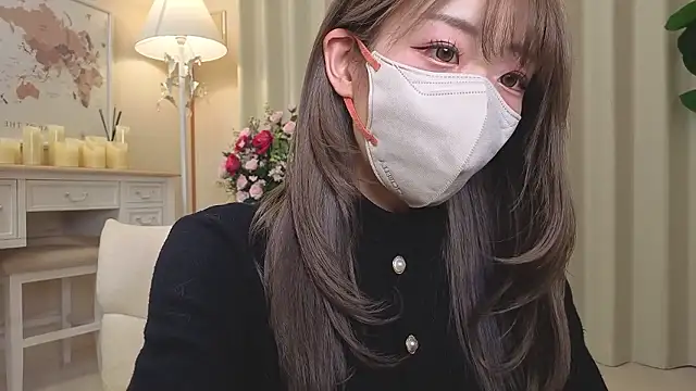 Snapshot of JP-ERENA chatting on February 6, 2026, 12:23 pm JP-ERENA online show from February 6, 2026, 12:23 pm