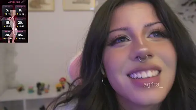 Snapshot of Ag4ta_ chatting on November 27, 2025, 1:06 am Ag4ta online show from November 27, 2025, 1:06 am