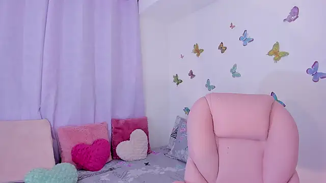 Snapshot of _Arianna08_ chatting on February 3, 2025, 5:07 am  Arianna08  online show from February 3, 2025, 5:07 am