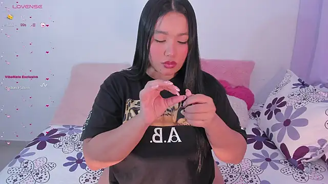 Snapshot of _Arianna08_ chatting on March 14, 2025, 7:59 am  Arianna08  online show from March 14, 2025, 7:59 am