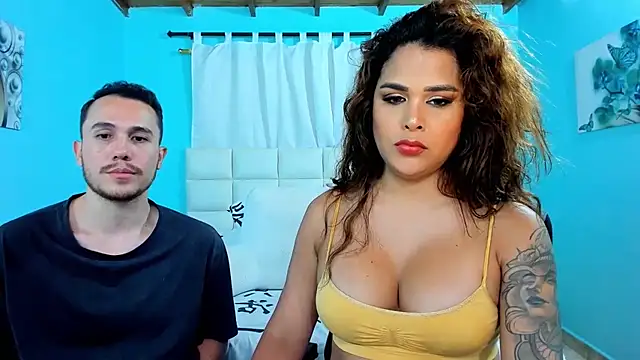 Snapshot of xxx_sweet_couple_ chatting on November 19, 2025, 4:34 am xxx sweet couple online show from November 19, 2025, 4:34 am