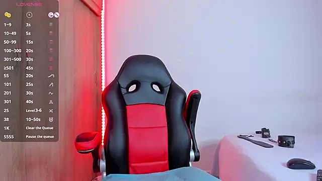 Snapshot of barbiee_ebony chatting on November 21, 2025, 5:06 am barbiee ebony online show from November 21, 2025, 5:06 am