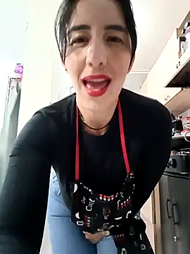 christine-x online show from May 6, 2026, 10:25 pm