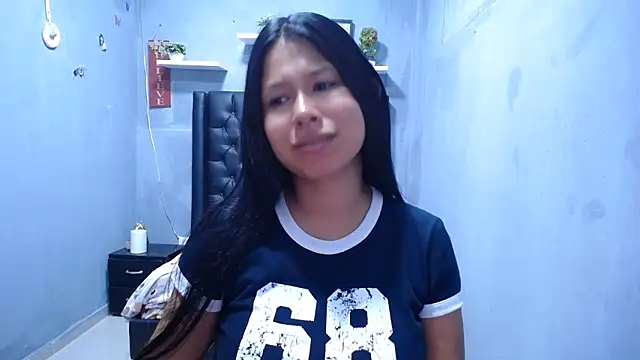 Snapshot of Letty_Plugxo chatting on June 2, 2026, 1:22 pm Letty Plugxo online show from June 2, 2026, 1:22 pm