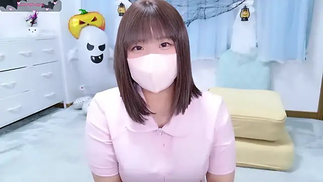 Snapshot of _mirai0917 chatting on October 25, 2025, 11:09 am mirai0917 online show from October 25, 2025, 11:09 am