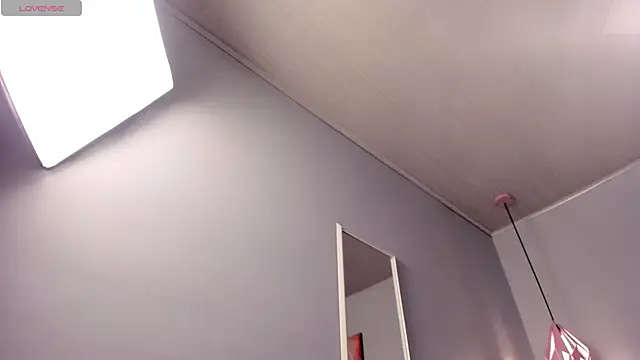 ScarletGV online show from March 15, 2025, 4:13 am