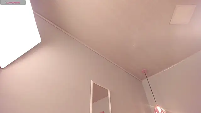 ScarletGV online show from March 18, 2025, 4:51 am