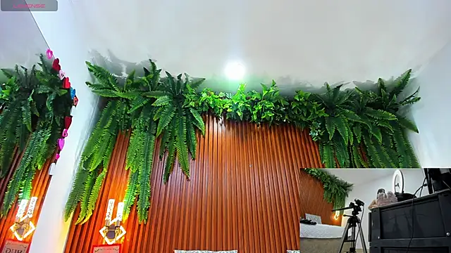 Snapshot of alice_greco chatting on March 5, 2026, 4:14 pm alice greco online show from March 5, 2026, 4:14 pm