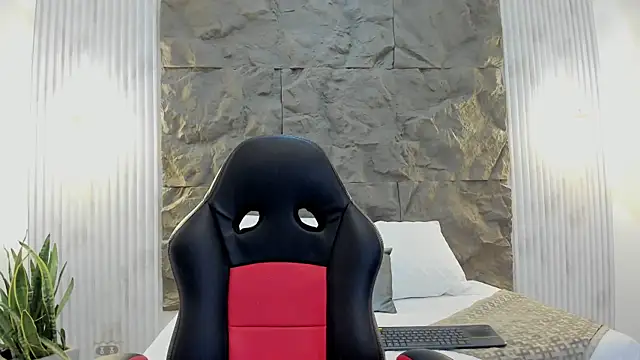 Snapshot of alice_greco chatting on March 18, 2026, 2:19 pm alice greco online show from March 18, 2026, 2:19 pm