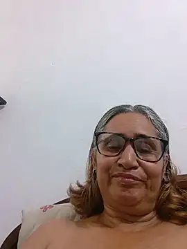 Snapshot of _candi chatting on June 3, 2026, 3:39 pm candi online show from June 3, 2026, 3:39 pm