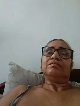 Snapshot of _candi chatting on June 8, 2026, 11:55 am candi online show from June 8, 2026, 11:55 am