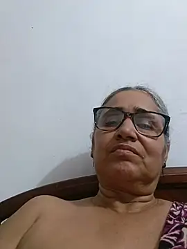  candi online show from June 27, 2026, 2:39 am
